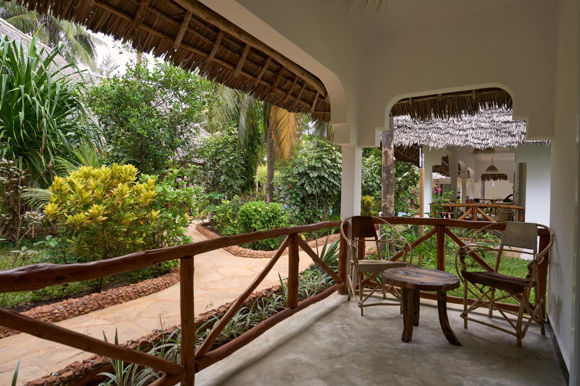 African Bungalows Nungwi Exterior foto